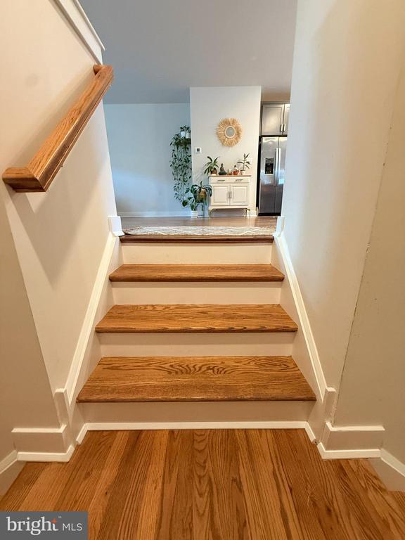 Photo - 214 Red Leaf Ln