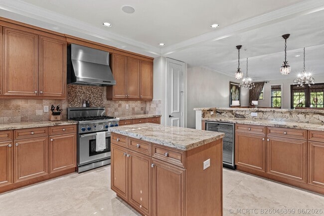 110 Gleason St Unit 203