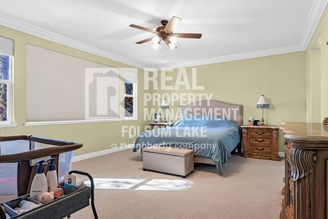 Photo - Fully furnished 5bd 3ba home in desirable Carmichael neighborhood