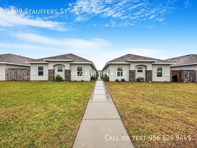 Building Photo - 1809 Stauffers St Unit 4