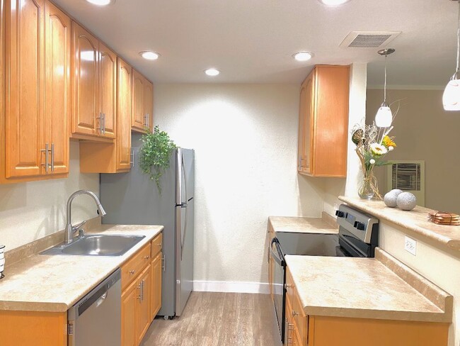 Photo - The Court Apartments