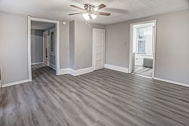 Photo - 1412 Spruce St House