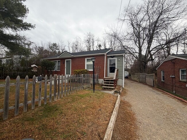 Photo - 3 Bedroom, 2 Bathroom Home in the Heart of Blacksburg