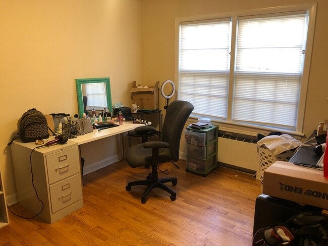 Photo - 512-524- E Henry Clay St Unit 512-2