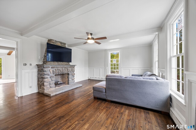 Photo - 771 Watertown Rd