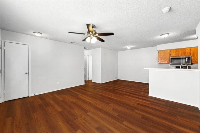 Photo - 5707 Spring Meadow Rd