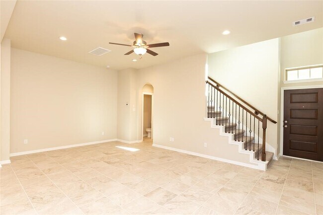 Photo - 5546 Sallow Bay Ln