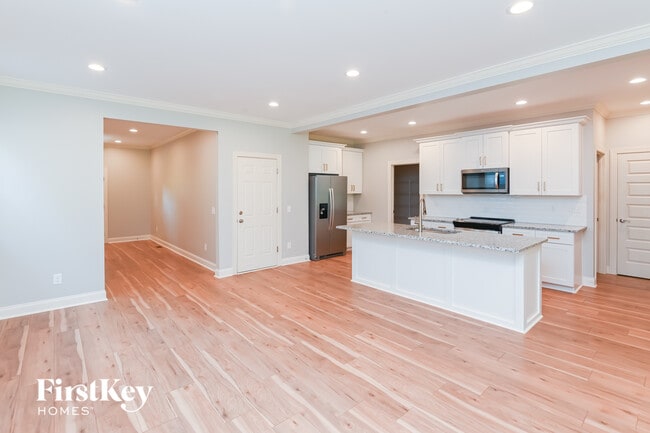 Photo - 1246 Pless St NW