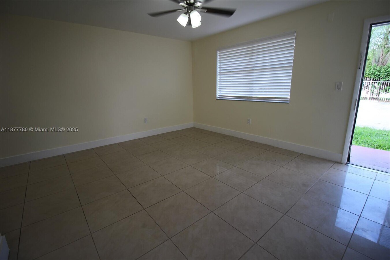 Photo - 301 NW 177th St Unit 1