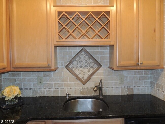 Photo - 201 Pitney Pl Unidad 201