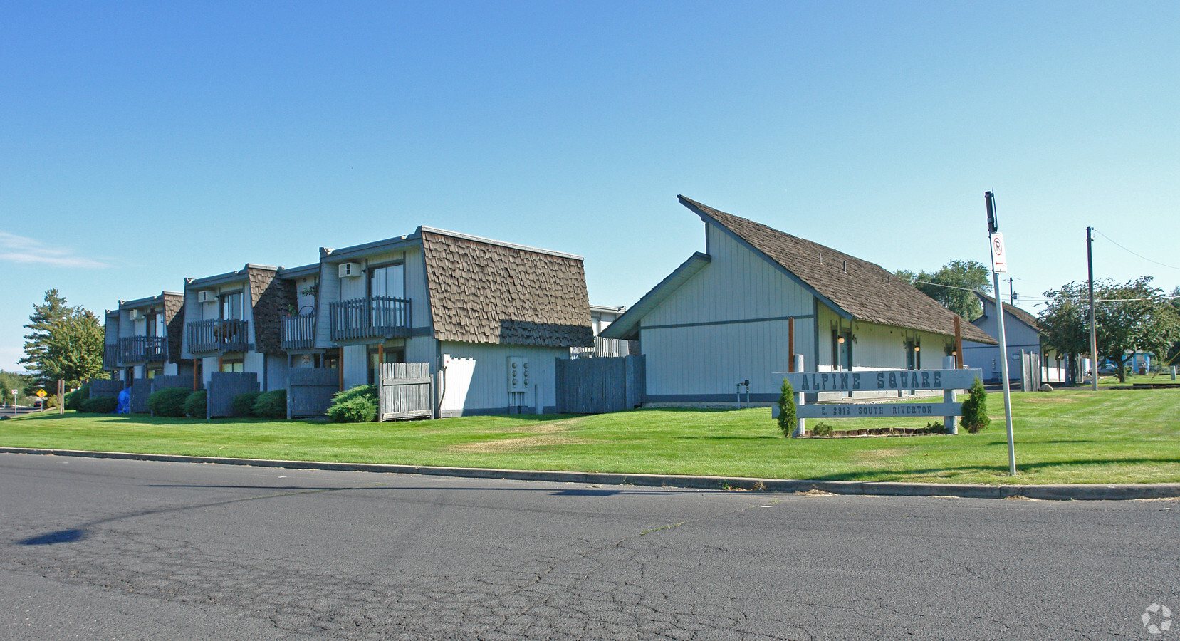 Alpine Square - Alpine Square Apartments