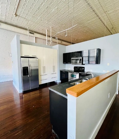 Building Photo - Lofts on Church