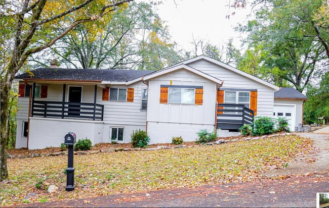 Photo - 136 Skyline Dr