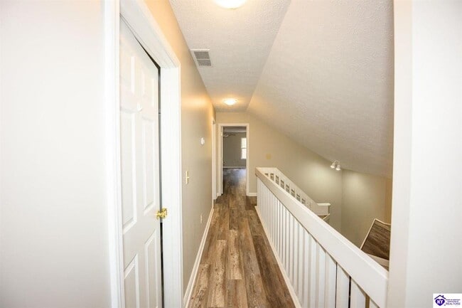 Photo - 356 Bittersweet Dr