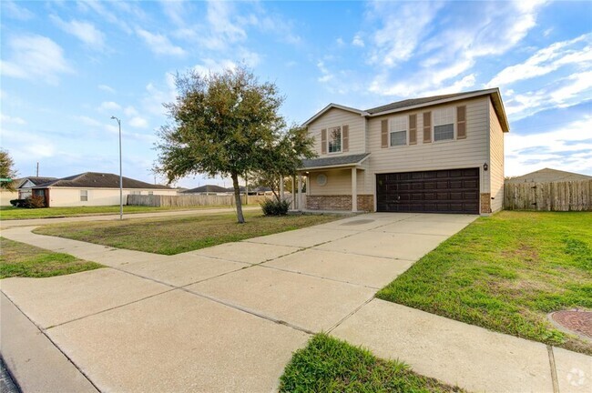 Building Photo - 7118 Towering Pine Ln Rental