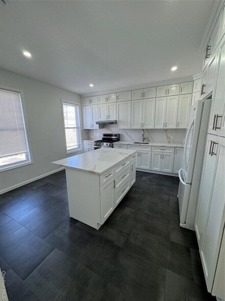 Photo - 88-36 77th St