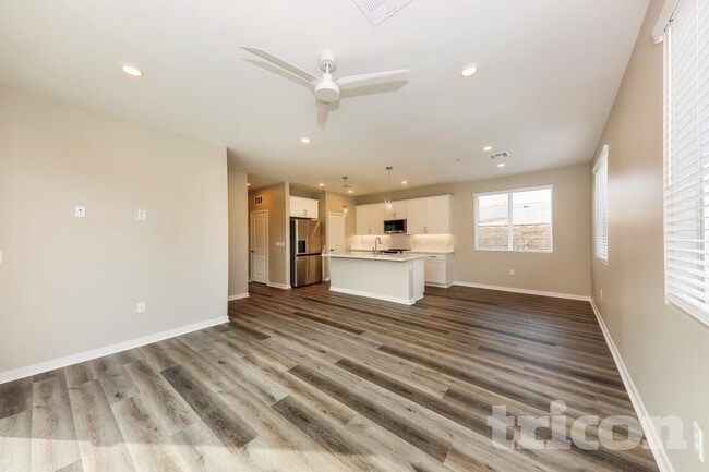 Photo - 1720 Lorraine Dr