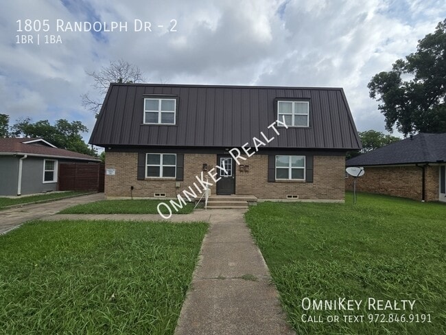 Building Photo - 1805 Randolph Dr Unit 2
