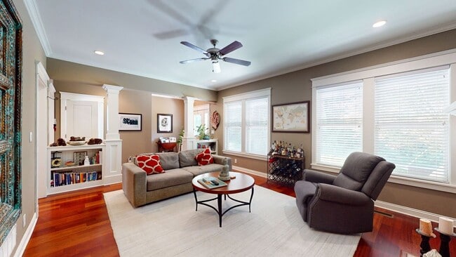 Photo - 3 Bed/4.5 Bath Crescent Hill Charmer with 2 Car Garage