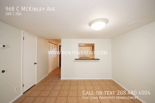 Photo - 968 McKinley Ave