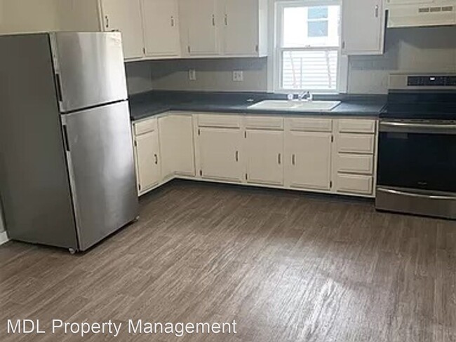 4 br, 2 bath House - 312 S Sheridan - 4 br, 2 bath House - 312 S Sheridan