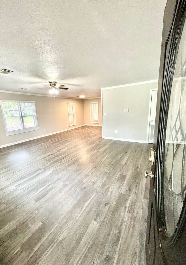 Photo - 1014 Cherry--Move In Ready!