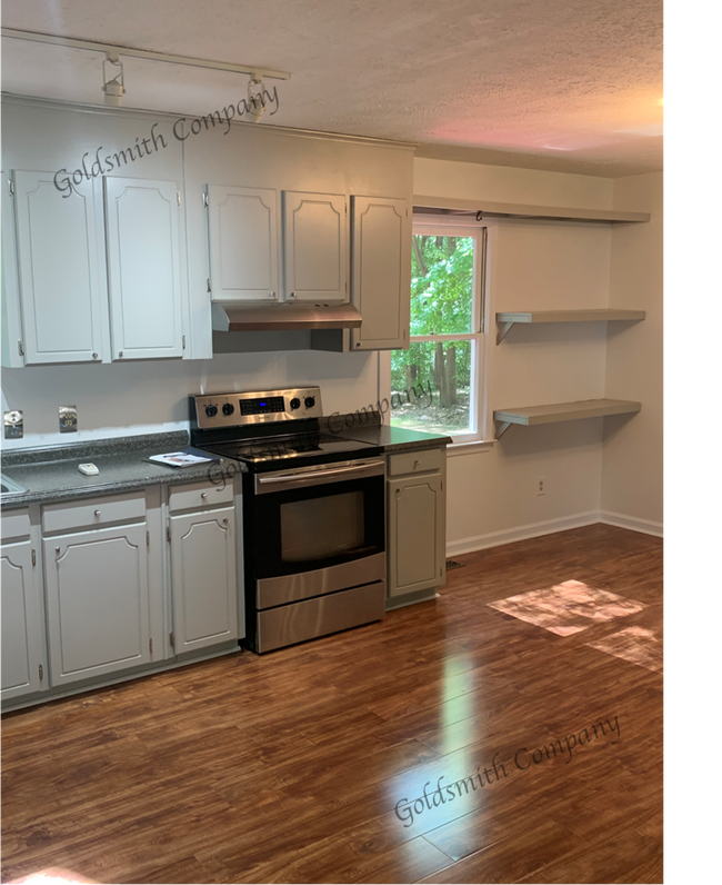 Photo - 110 Forrest Drive