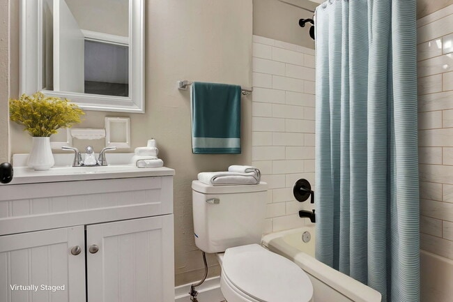 Photo - 2841 Cypress Way Unit 1