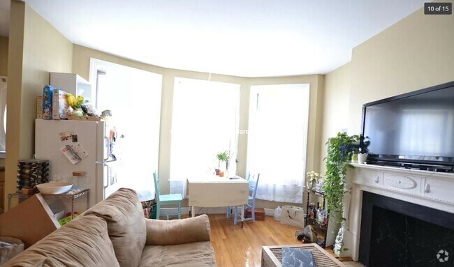 Building Photo - 17-19 Highgate St. Unit 1 Rental