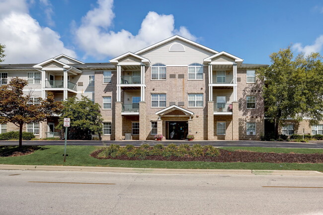 Silver Creek Village 55+ Senior Apartments - Silver Creek Village 55+ Senior Apartments Unidad 221