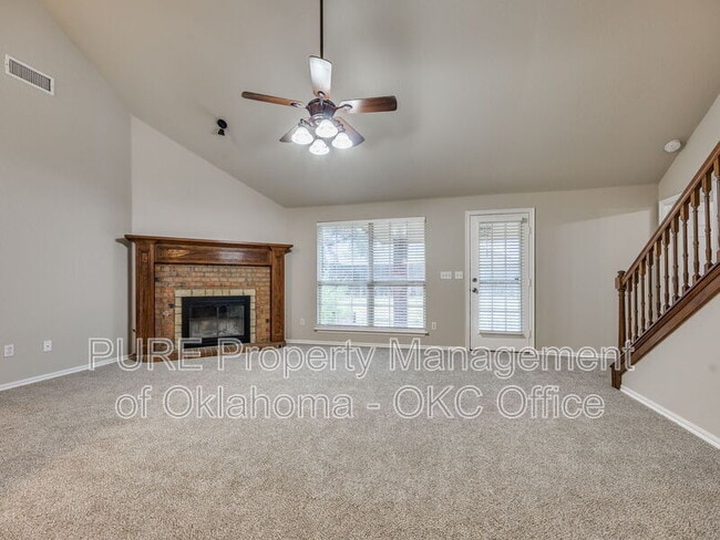 Photo - 1605 SW 33RD St