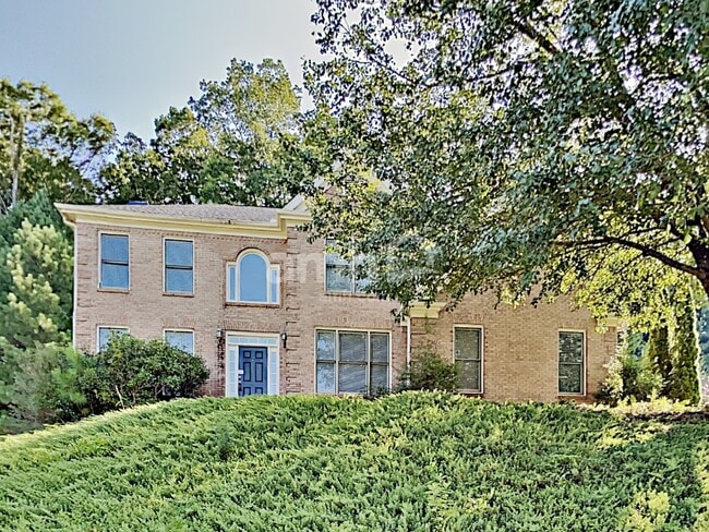 Photo - 404 Jessica Ln