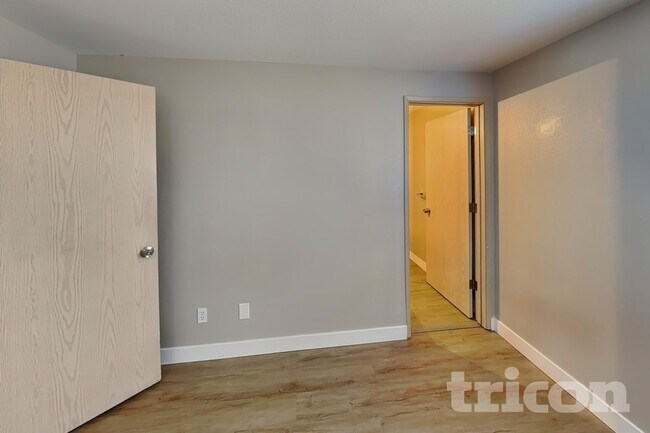 5925 Beltway Loop SE