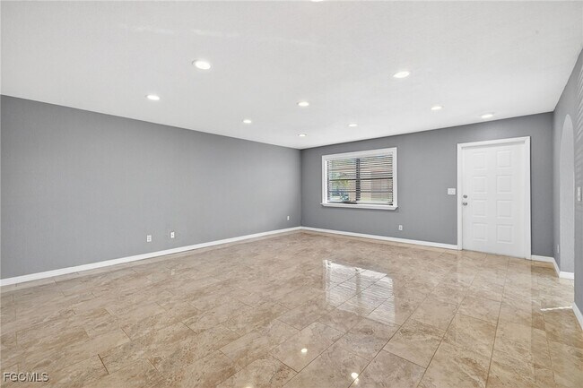 Photo - 1303 SW 16th Terrace Unit 101