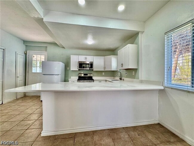 Photo - 7123 Shannon Blvd