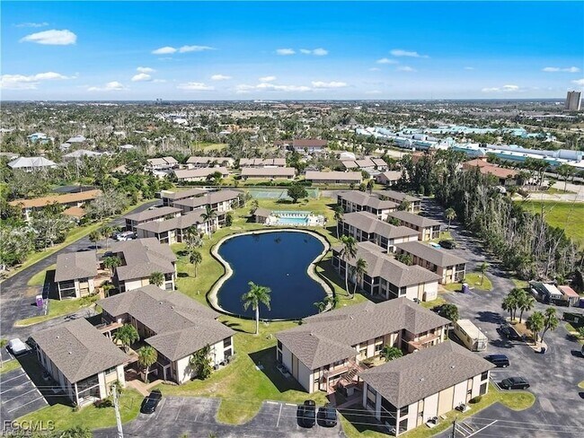 Photo - 16881 Davis Rd Unit 414