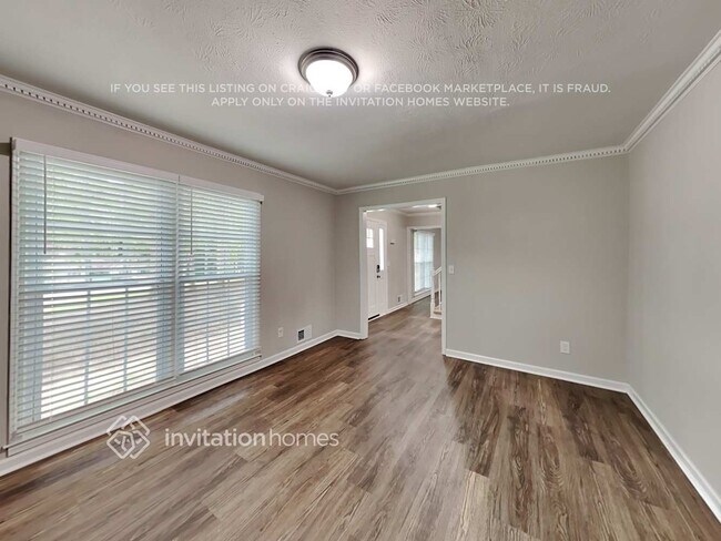 Photo - 841 Sugar Creek Way SE