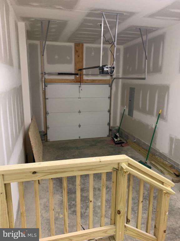 Photo - 8927 Erie Ave