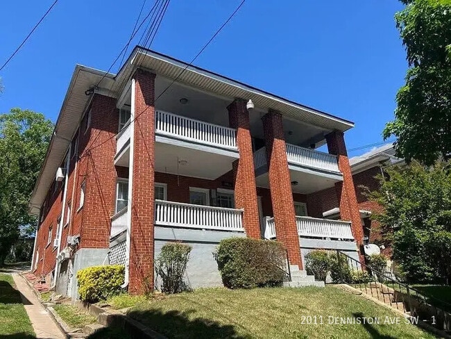 Building Photo - 2011 Denniston Ave SW Unit 1