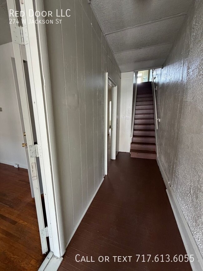 274 W Jackson St
