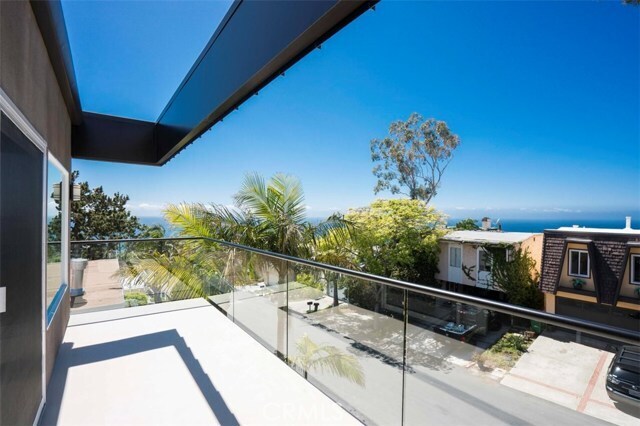 Photo - 1076 Miramar St Casa