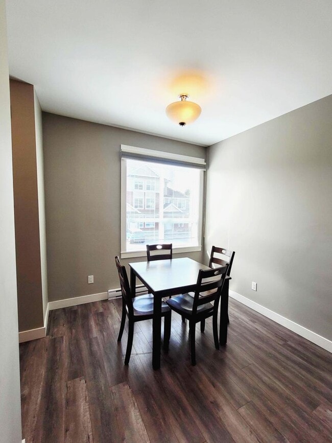 Photo - 2 bedroom in Kitimat BC V8C 2N9