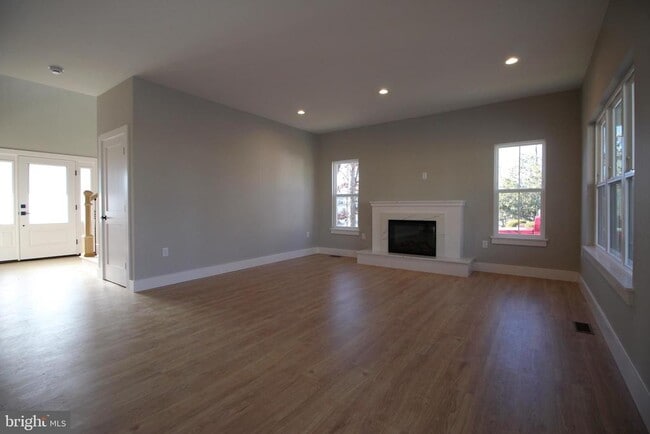 Photo - 224 Mill Race Dr