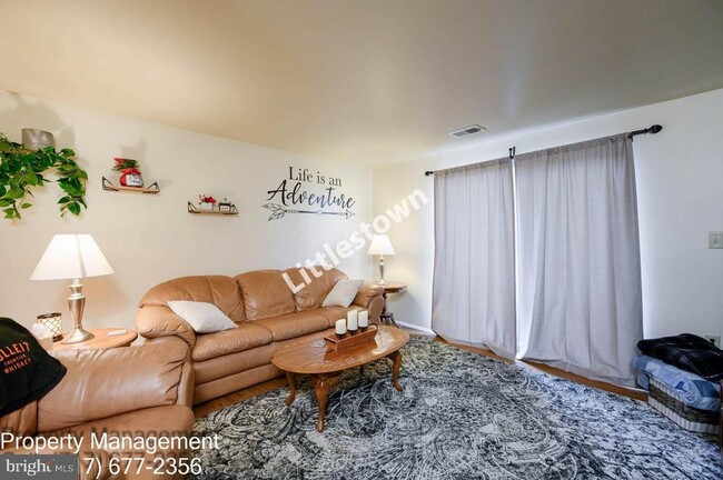 Photo - 137 Roberta Jean Ave Townhome