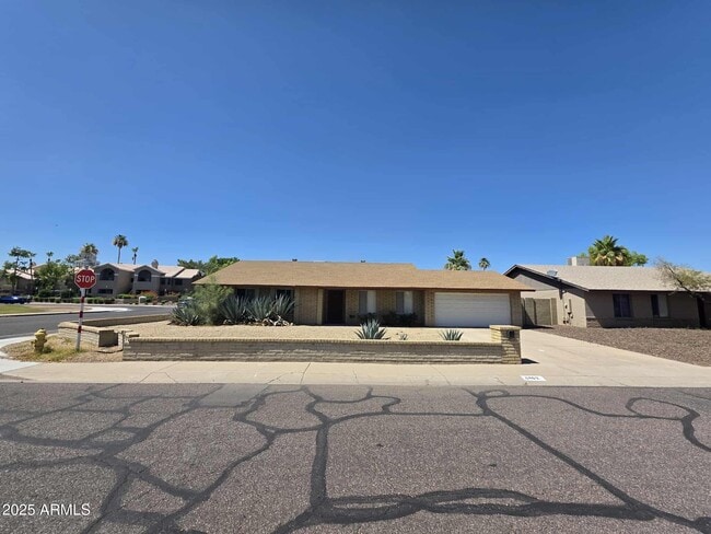 Building Photo - 4402 E Pershing Ave Rental