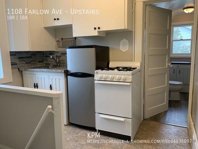1108 Farlow Ave Unit Upstairs