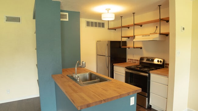 Photo - 1601 Faro Dr Unidad 2304