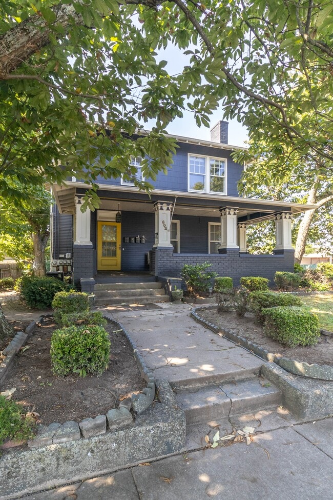 602 Caswell Ave Unit 3