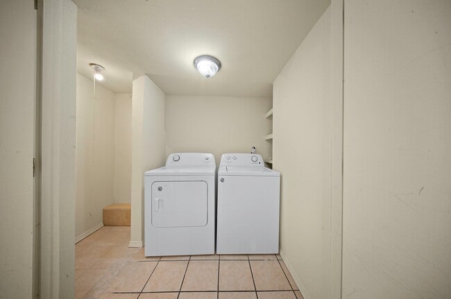 Photo - 208 E Starr Ave
