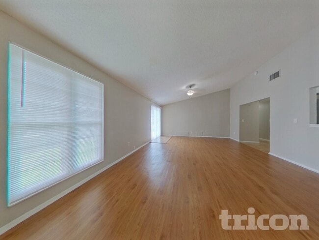 Photo - 2821 Honey Bear Ct Casa